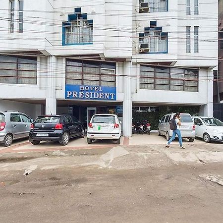 President Hotell Guwahati Eksteriør bilde